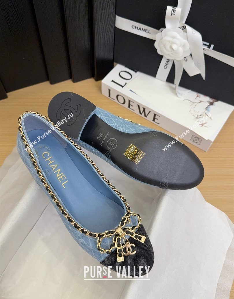 Chanel Quilted Denim Pumps with Chain Bow Light Blue 2025 CH041605 (MD-250416035)