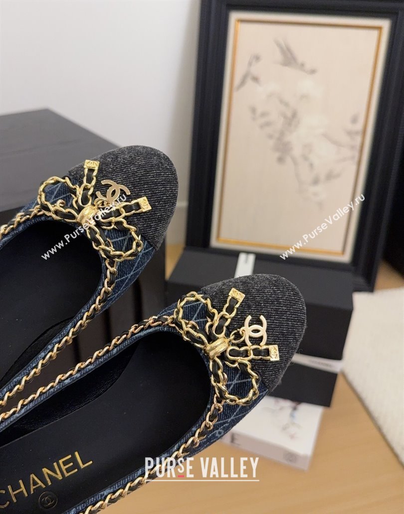 Chanel Quilted Denim Pumps with Chain Bow Dark Blue 2025 CH041605 (MD-250416037)