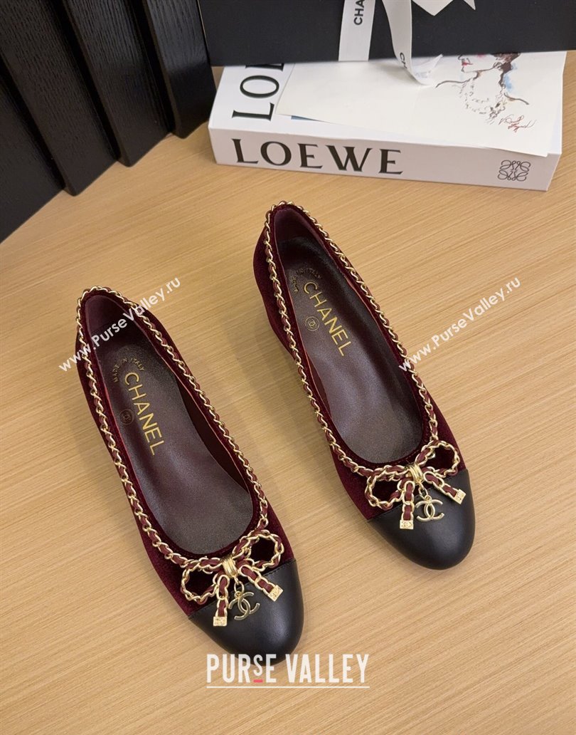 Chanel Velvet Pumps with Chain Bow Burgundy 2025 CH041605 (MD-250416038)
