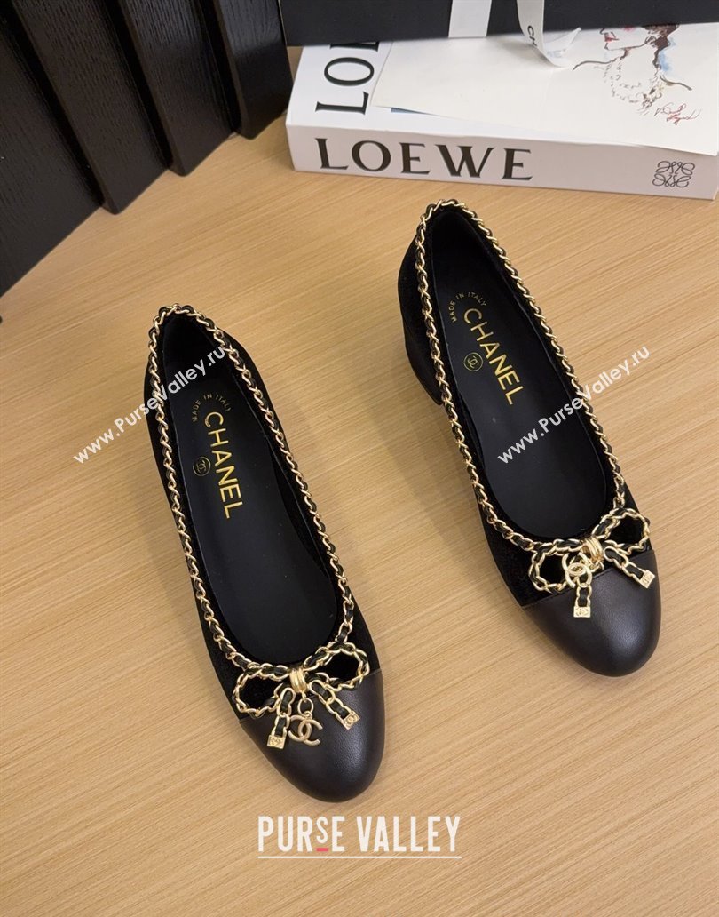 Chanel Velvet Pumps with Chain Bow Black 2025 CH041605 (MD-250416039)