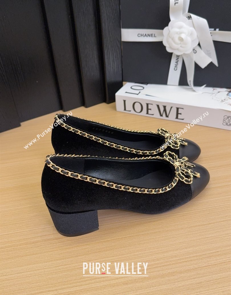 Chanel Velvet Pumps with Chain Bow Black 2025 CH041605 (MD-250416039)