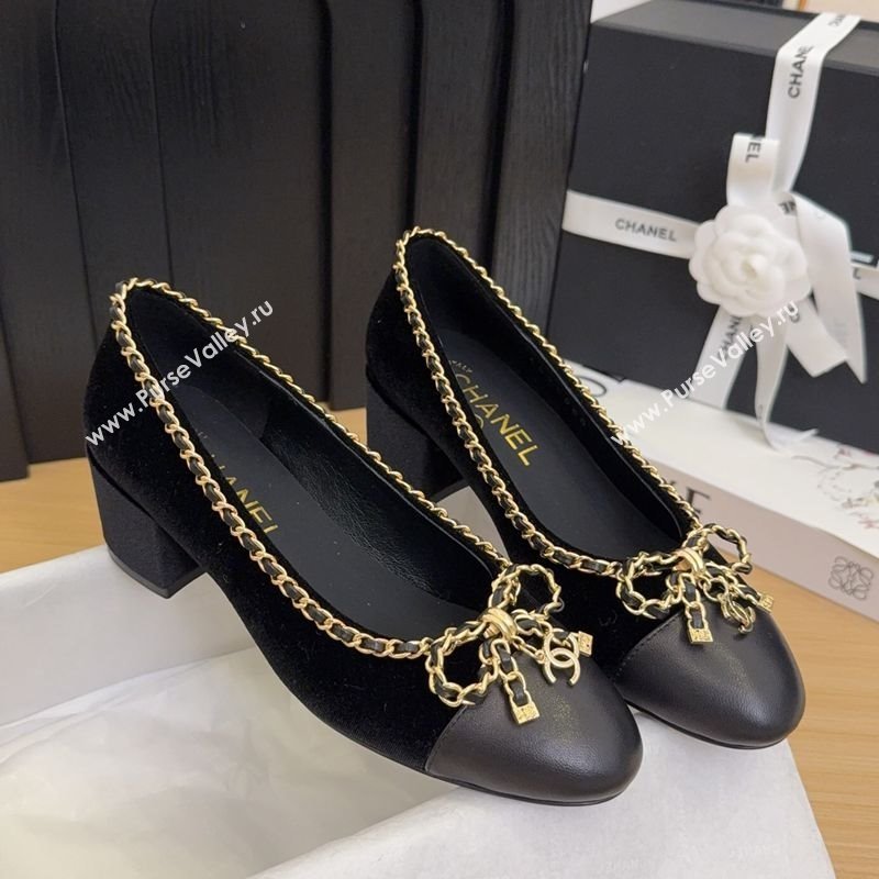 Chanel Velvet Pumps with Chain Bow Black 2025 CH041605 (MD-250416039)
