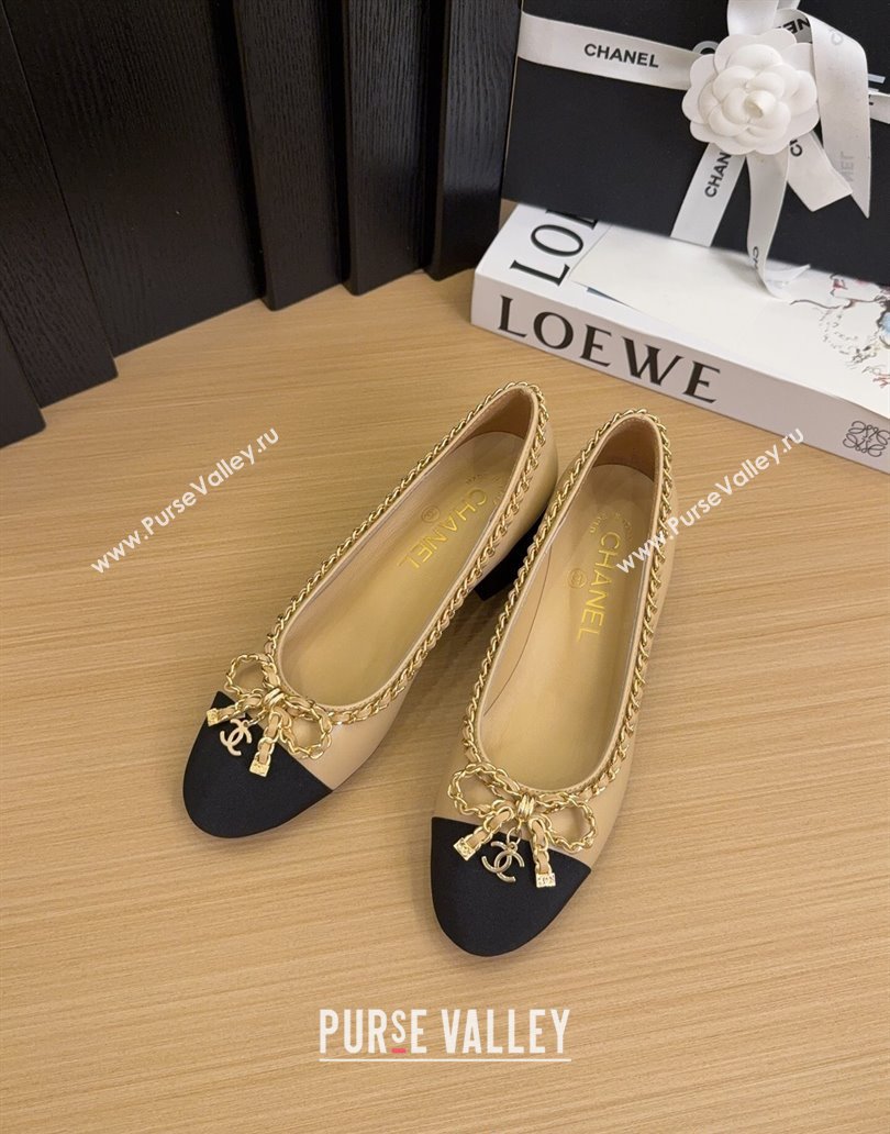 Chanel Calfskin Pumps with Chain Bow Beige 2025 CH041605 (MD-250416042)