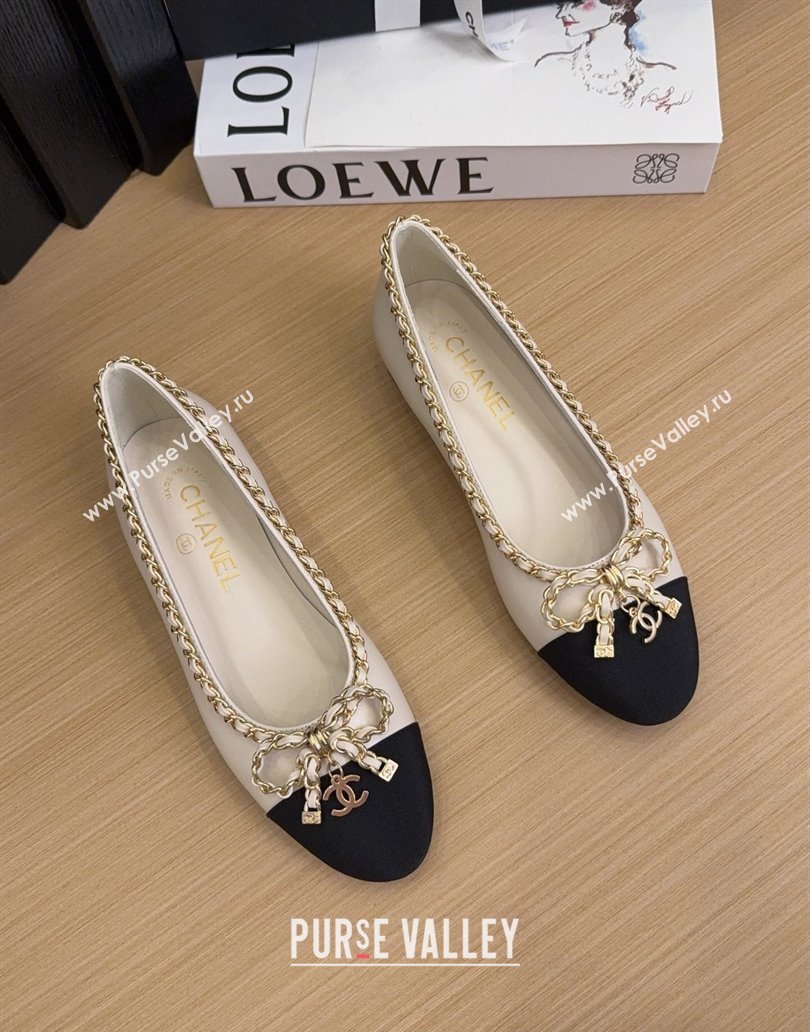 Chanel Calfskin Ballet Flats with Chain Bow White 2025 CH041605 (MD-250416044)