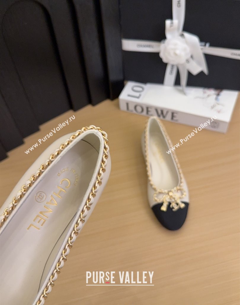 Chanel Calfskin Ballet Flats with Chain Bow White 2025 CH041605 (MD-250416044)