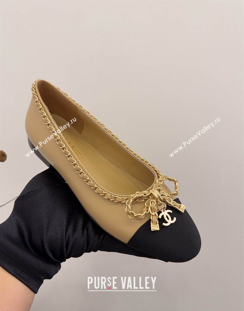 Chanel Calfskin Ballet Flats with Chain Bow Beige 2025 CH041605 (MD-250416045)