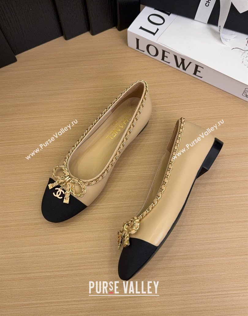 Chanel Calfskin Ballet Flats with Chain Bow Beige 2025 CH041605 (MD-250416045)