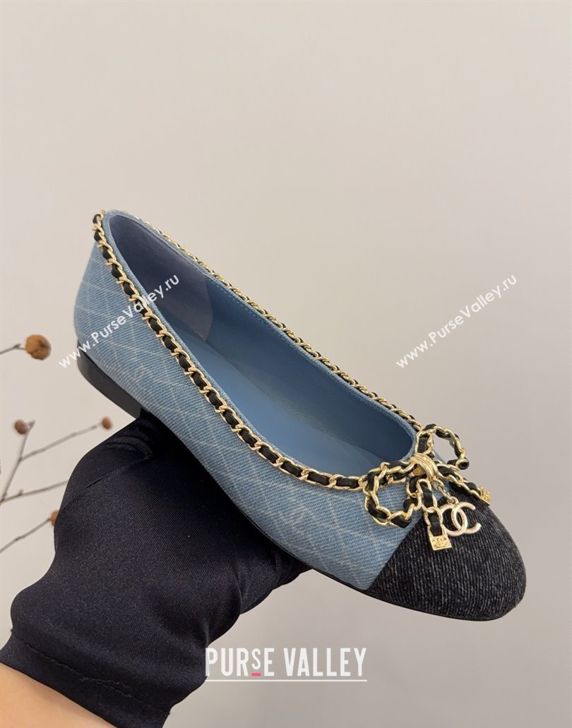 Chanel Quilted Denim Ballet Flats with Chain Bow Light Blue 2025 CH041605 (MD-250416049)