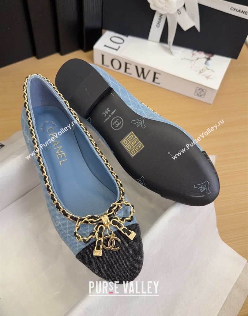 Chanel Quilted Denim Ballet Flats with Chain Bow Light Blue 2025 CH041605 (MD-250416049)