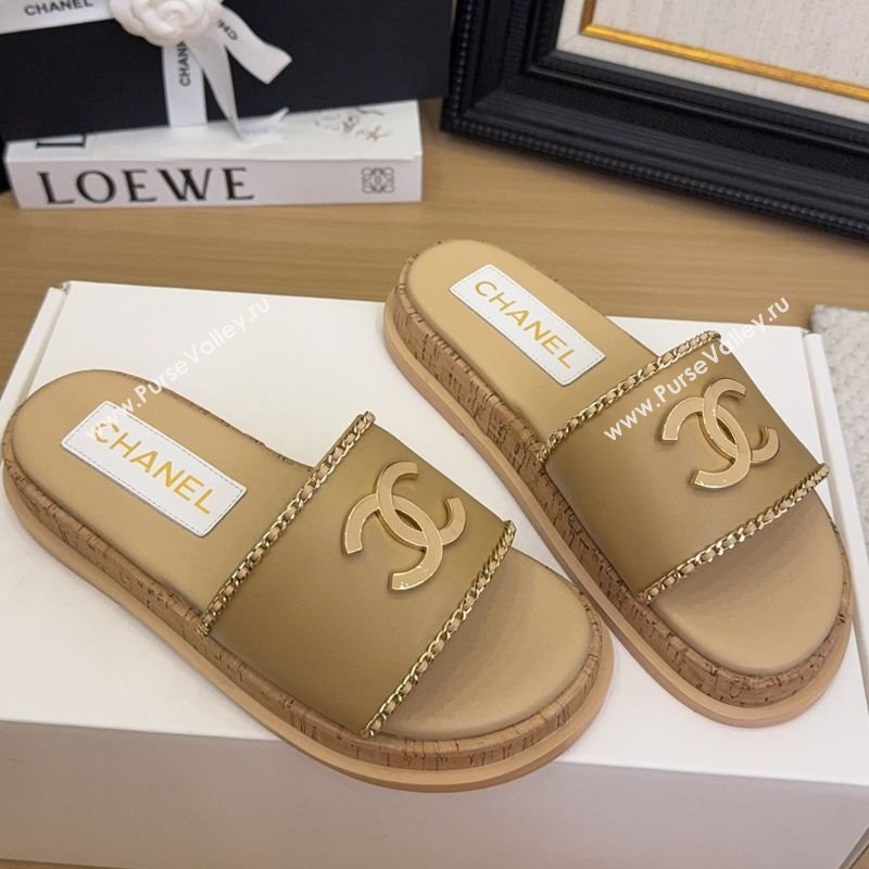Chanel Leather Wood Flat Slides Sandal with Chain Beige 2025 CH041504 (MD-250415030)