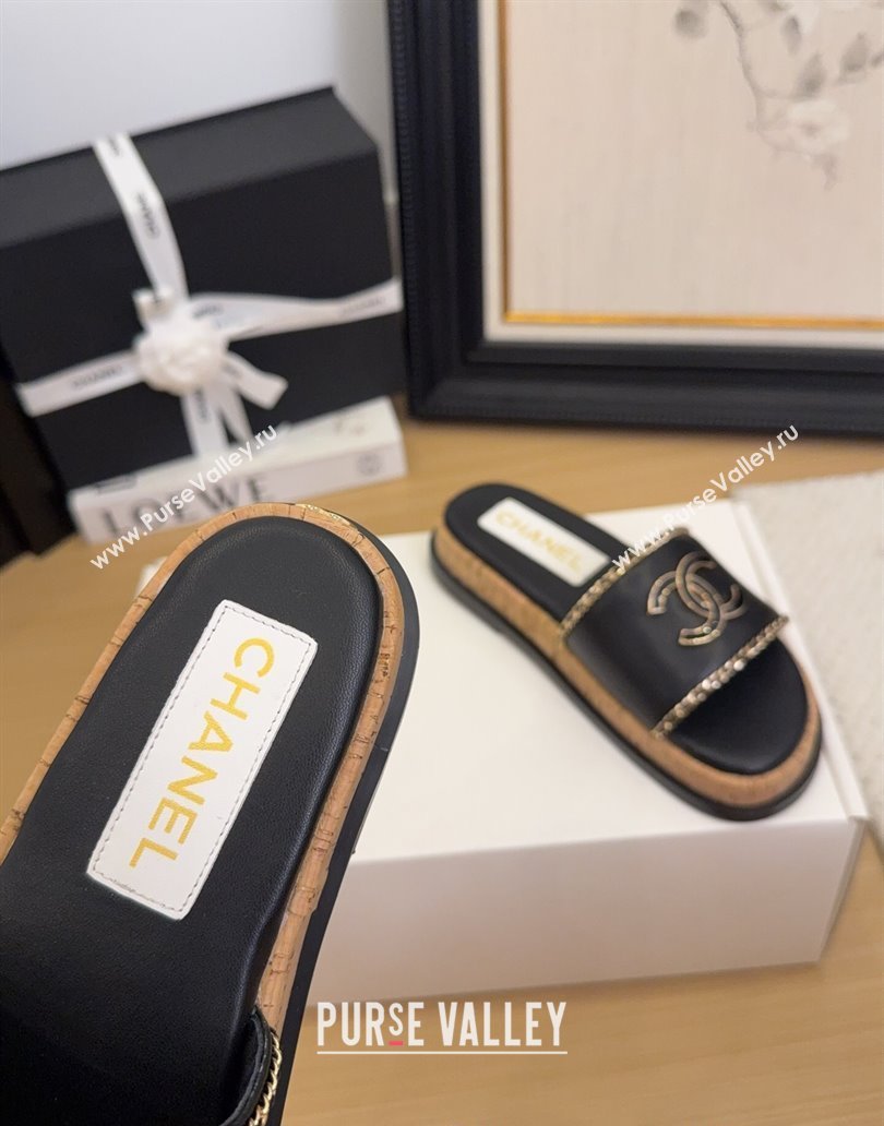 Chanel Leather Wood Flat Slides Sandal with Chain Black 2025 CH041504 (MD-250415031)