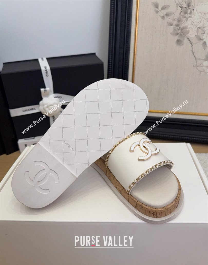 Chanel Leather Wood Flat Slides Sandal with Chain White 2025 CH041504 (MD-250415032)