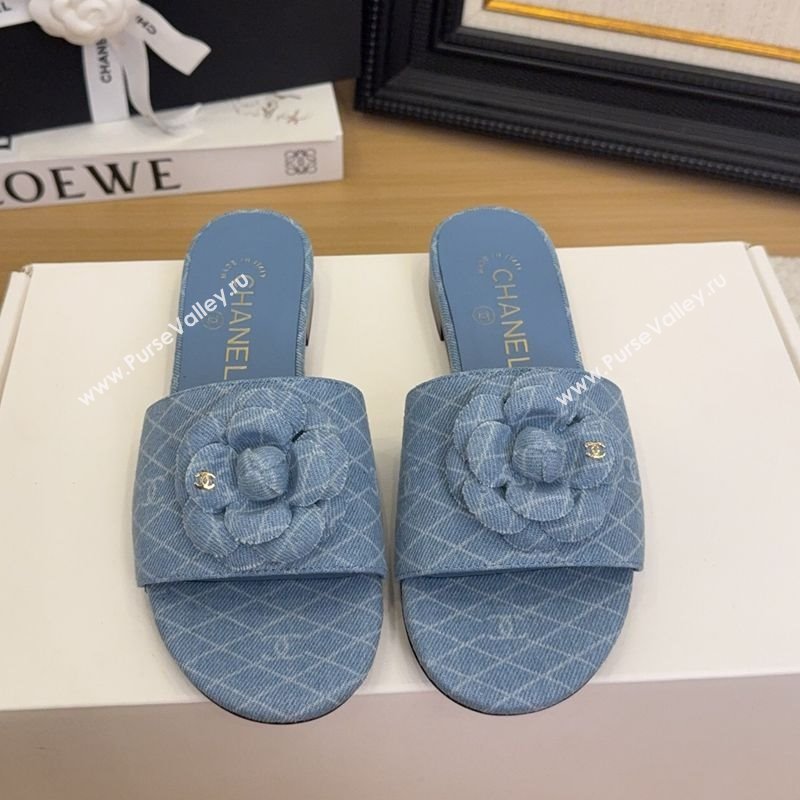 Chanel Quilted Denim Flat Slides Sandal with Camellia Light Blue 2025 CH041505 (MD-250415033)