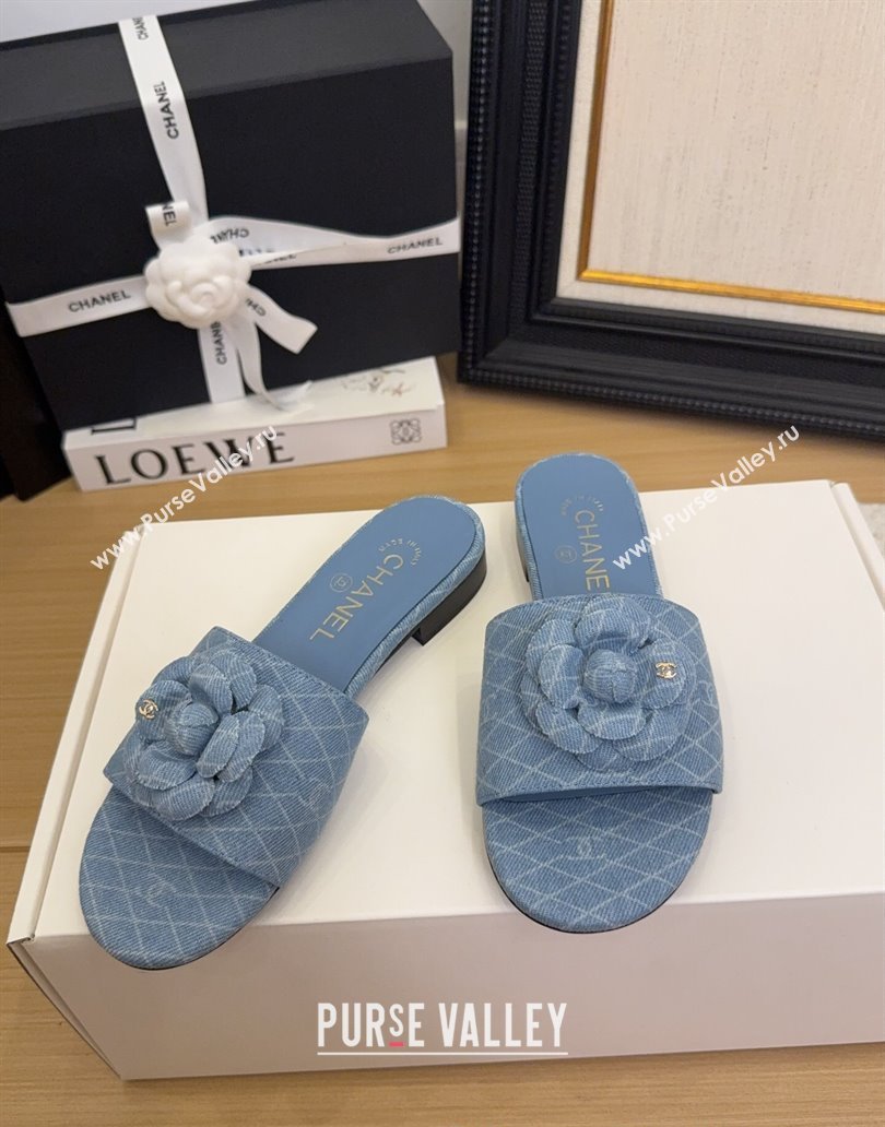 Chanel Quilted Denim Flat Slides Sandal with Camellia Light Blue 2025 CH041505 (MD-250415033)