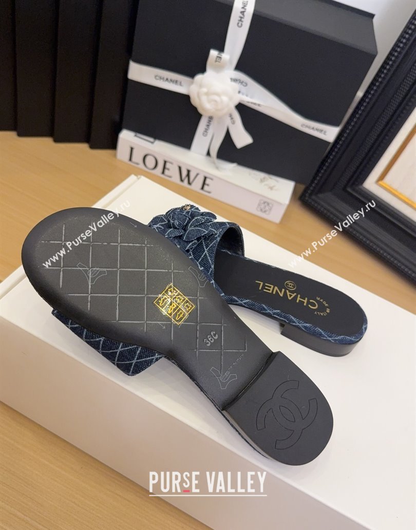 Chanel Quilted Denim Flat Slides Sandal with Camellia Dark Blue 2025 CH041505 (MD-250415034)