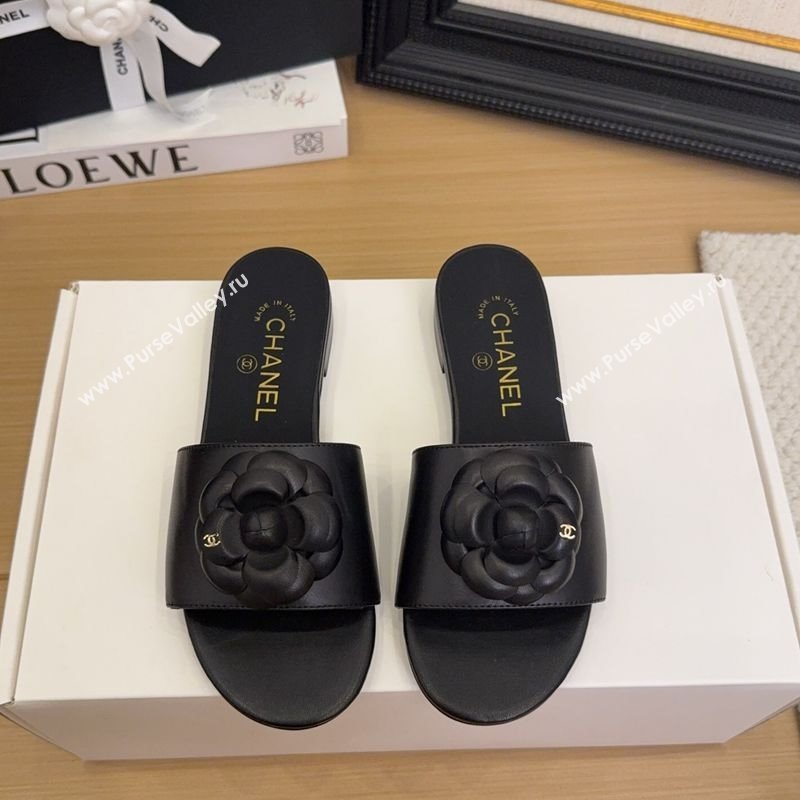 Chanel Lambskin Leather Flat Slides Sandal with Camellia Black 2025 CH041505 (MD-250415036)