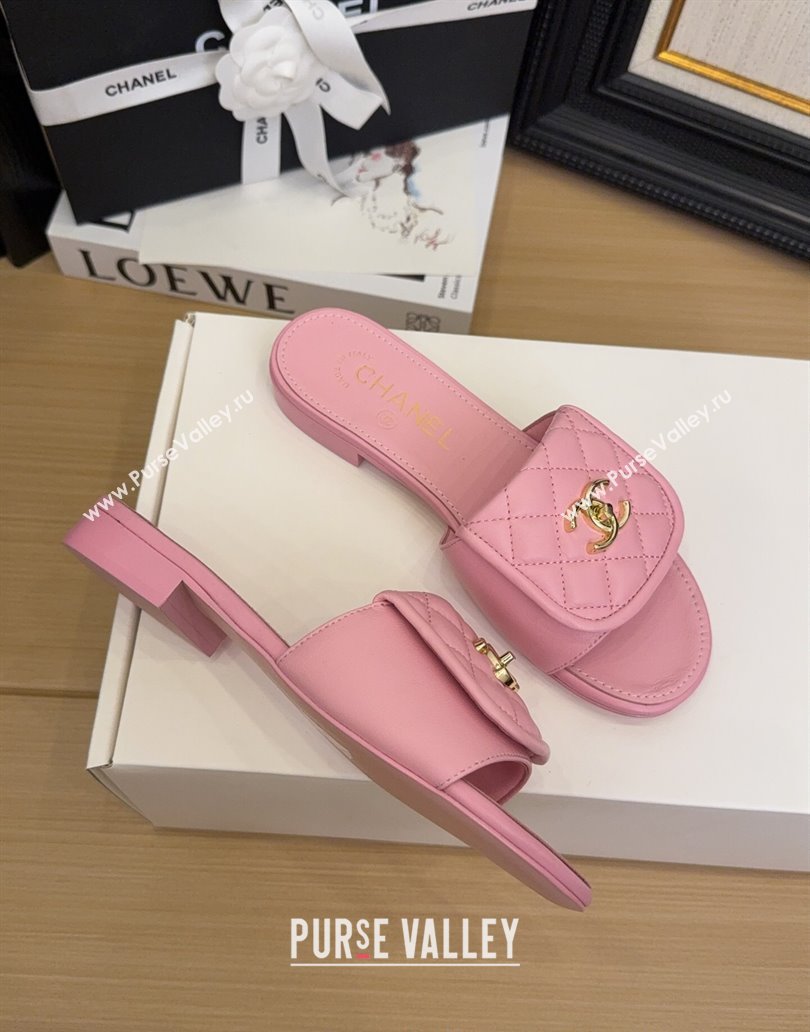 Chanel Quilted Lambskin Flat Slides Sandal with Foldover G45474 Light Pink 2025 (MD-250415062)