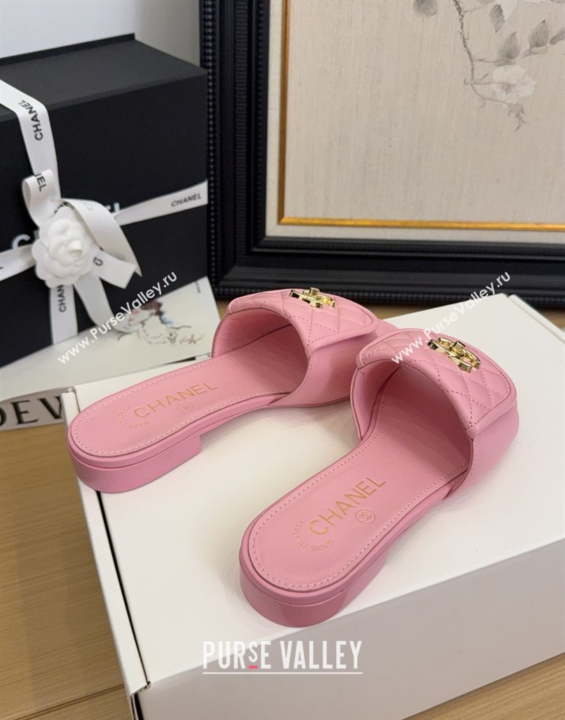 Chanel Quilted Lambskin Flat Slides Sandal with Foldover G45474 Light Pink 2025 (MD-250415062)