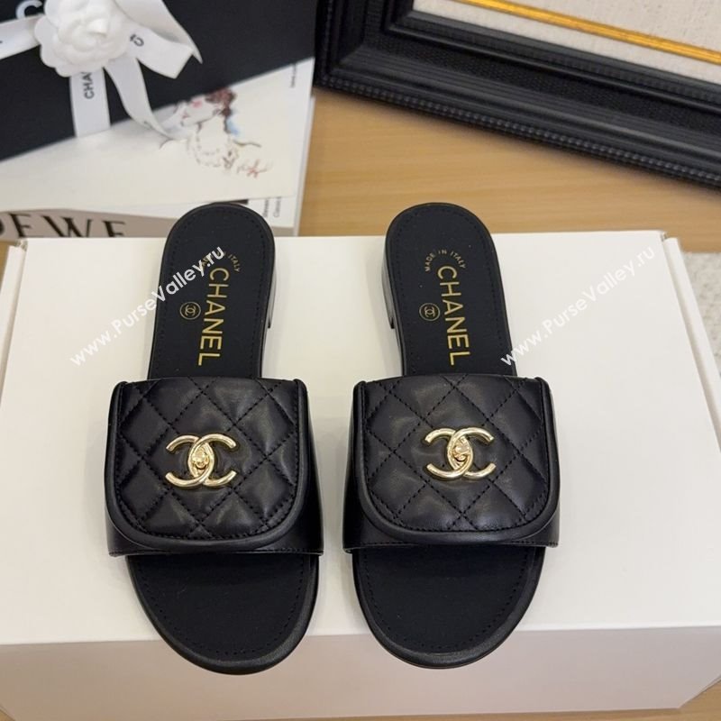 Chanel Quilted Lambskin Flat Slides Sandal with Foldover G45474 Black/Gold 2025 (MD-250415063)