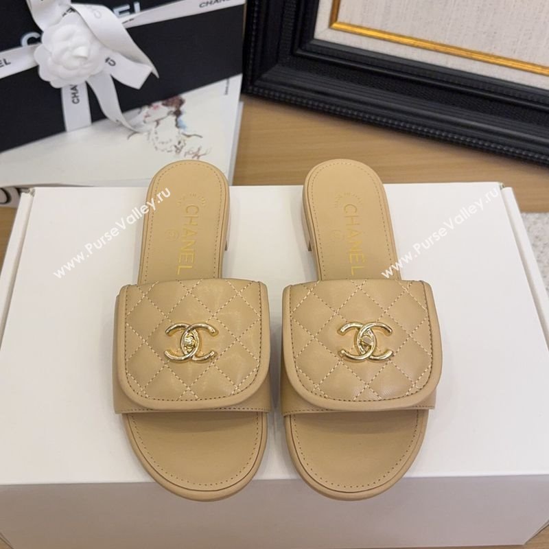Chanel Quilted Lambskin Flat Slides Sandal with Foldover G45474 Beige 2025 (MD-250415065)