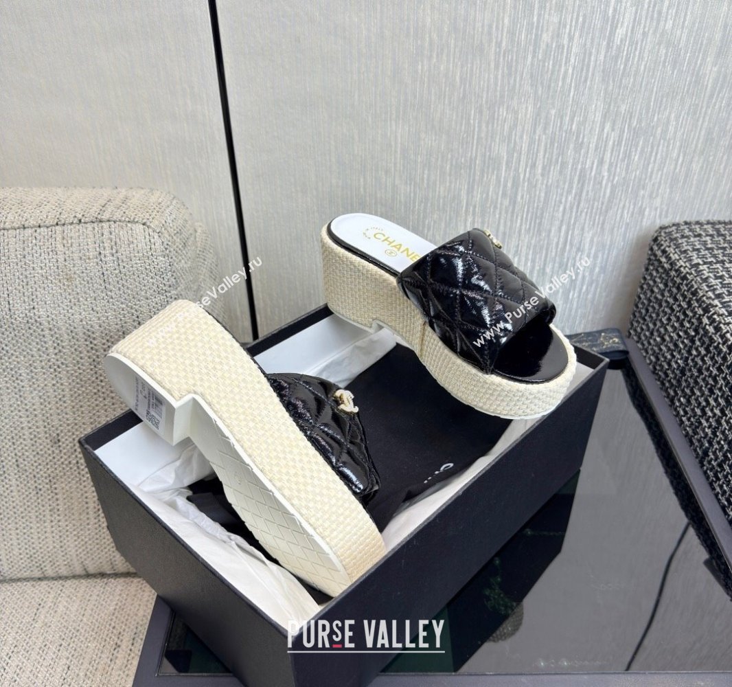 Chanel Patent Calfskin Platform Slides Sandal Black 2025 CH041507 (MD-250415109)