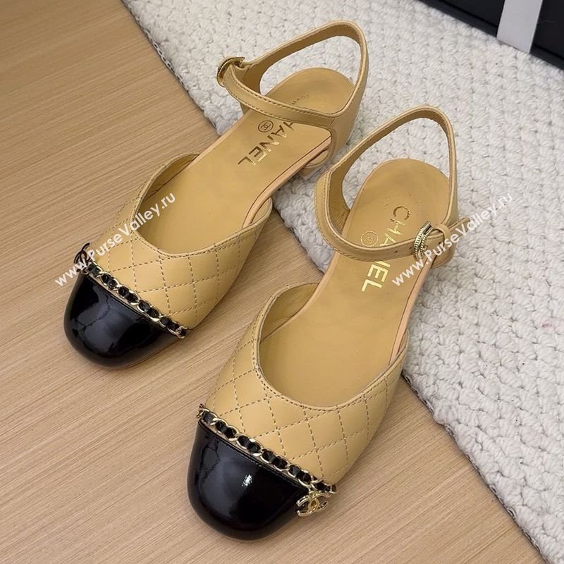 Chanel Quilted Calfskin Patent Flat Sandals with Chain Beige 2025 CH041617 (MD-250416117)