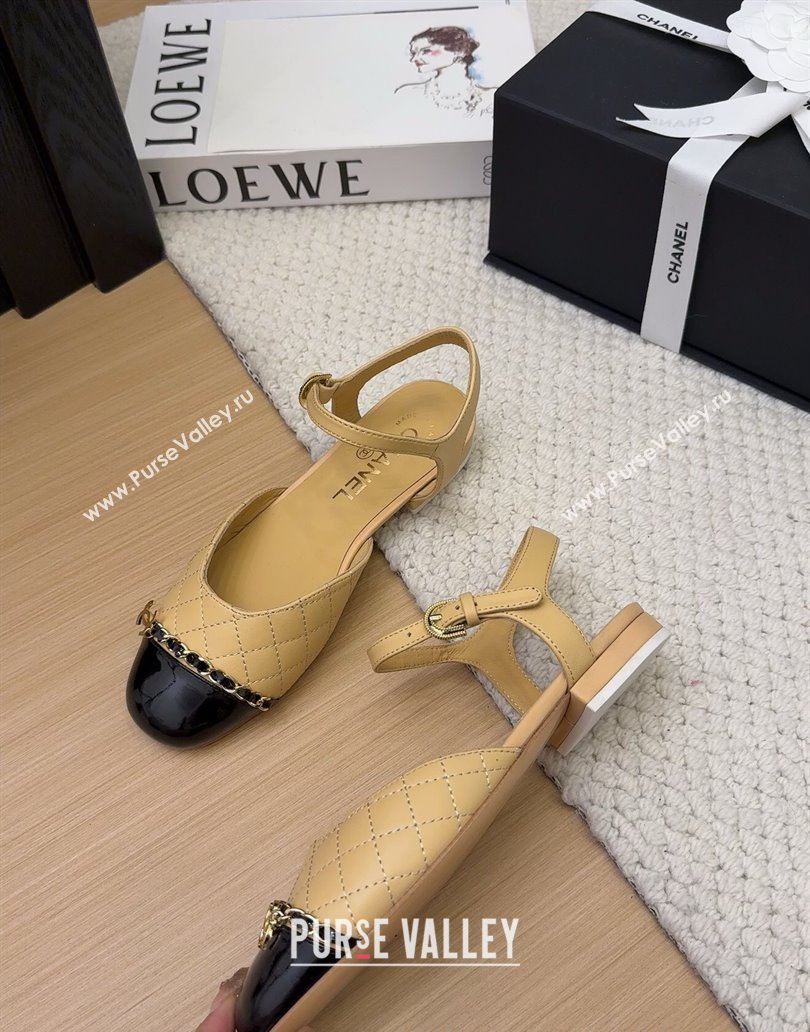 Chanel Quilted Calfskin Patent Flat Sandals with Chain Beige 2025 CH041617 (MD-250416117)