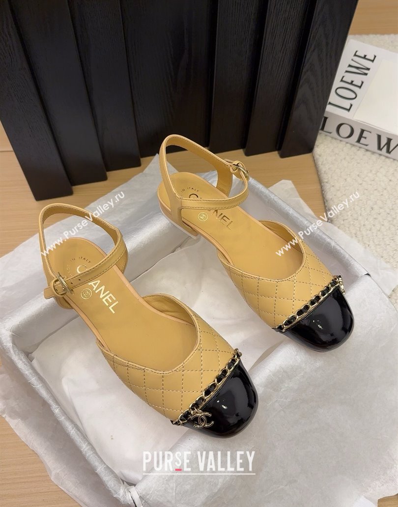 Chanel Quilted Calfskin Patent Flat Sandals with Chain Beige 2025 CH041617 (MD-250416117)