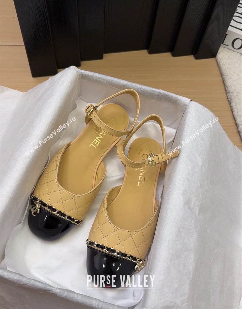 Chanel Quilted Calfskin Patent Flat Sandals with Chain Beige 2025 CH041617 (MD-250416117)