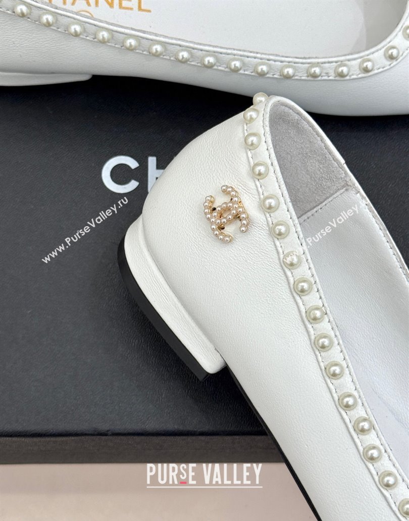 Chanel Lambskin Patent Calfskin Ballet Flats with Pearls White 2025 CH041609 (MD-250416064)