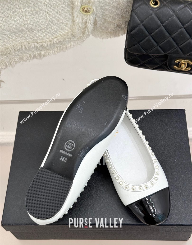 Chanel Lambskin Patent Calfskin Ballet Flats with Pearls White 2025 CH041609 (MD-250416064)
