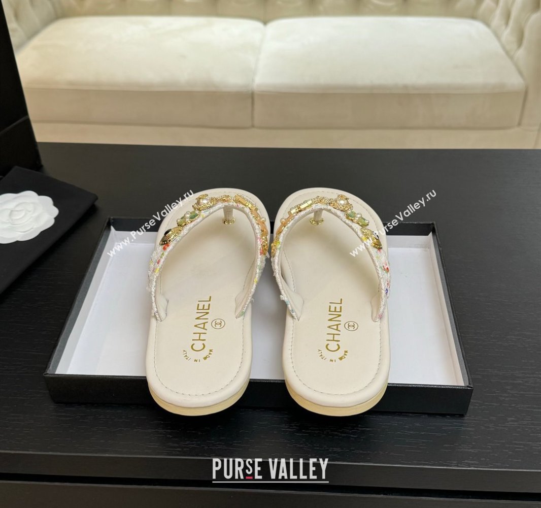 Chanel Tweed Flat Thong Slide Sandals with Charm White 2025 G46304 (MD-250416136)