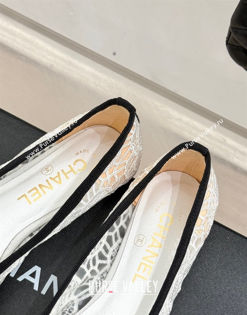 Chanel Lace Grosgrain Ballet Flats with Bow White 2025 CH041610 (MD-250416068)