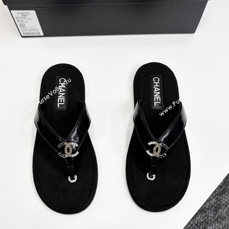 Chanel Lambskin Flat Slide Thong Sandals with Strass CC Black 2025 CH041621 (MD-250416165)