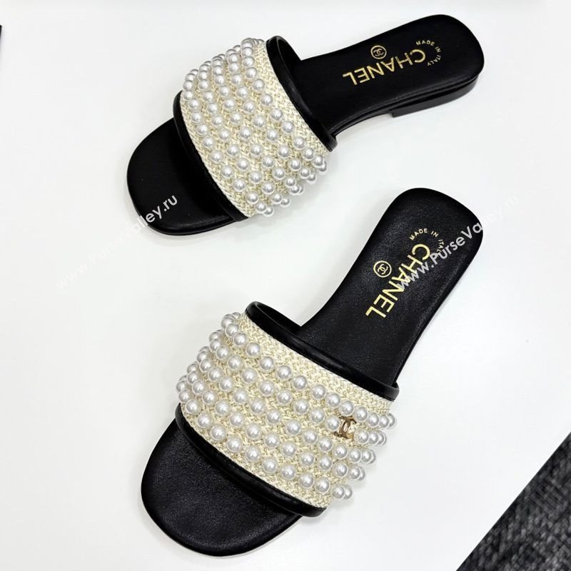 Chanel Straw Flat Slides Sandal with Pearls Black 2025 CH041704 (MD-250417010)