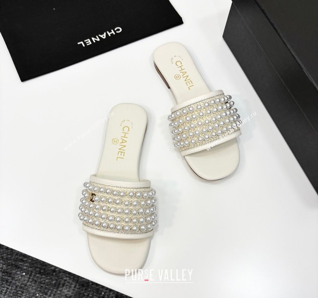 Chanel Straw Flat Slides Sandal with Pearls White 2025 CH041704 (MD-250417012)