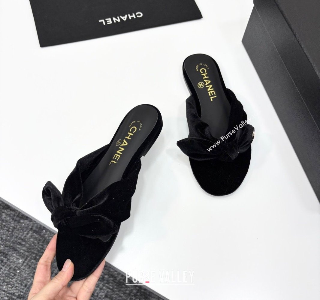 Chanel Velvet Flat Thong Slide Sandals with Bow Black 2025 CH041705 (MD-250417016)