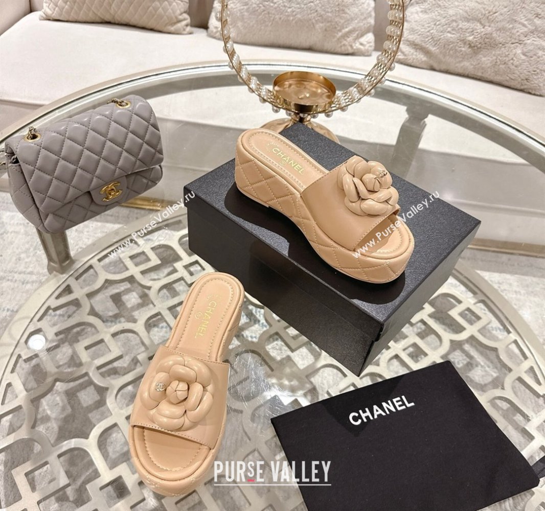 Chanel Lambskin Platform Wedge Slides Sandal 7cm with Camellia Beige 2025 CH041710 (MD-250417037)