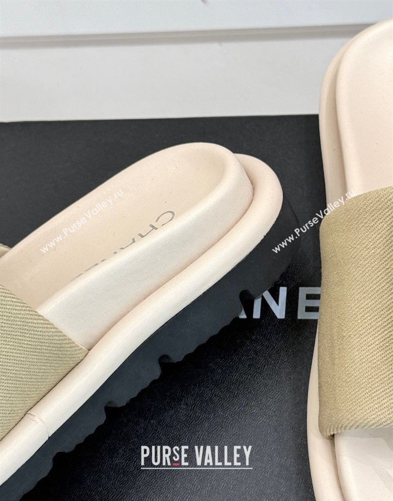 Chanel Canvas Pillow Slides Sandal with Zip Pouch Beige 2025 CH041614 (MD-250416100)