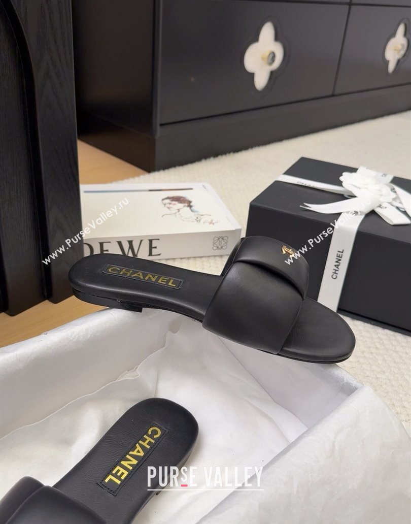 Chanel Overlap Calfskin Flat Slides Sandal Black 2025 CH041615 (MD-250416105)