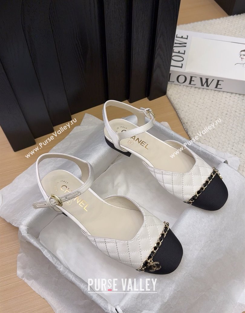 Chanel Quilted Fabric Grosgrain Flat Sandals with Chain White 2025 CH041617 (MD-250416114)
