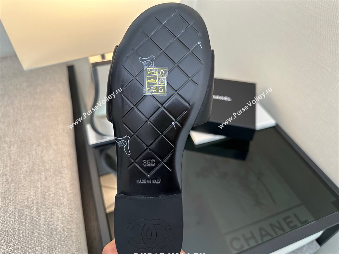 Chanel Quilted Lambskin Flat Slides Sandal with Foldover G45474 All Black 2025 (MD-250415092)