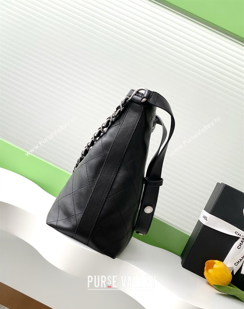 Chanel Large Bucket Bag in Shiny Lambskin AS5406 Black/Silver 2025 (yezi-250526093)
