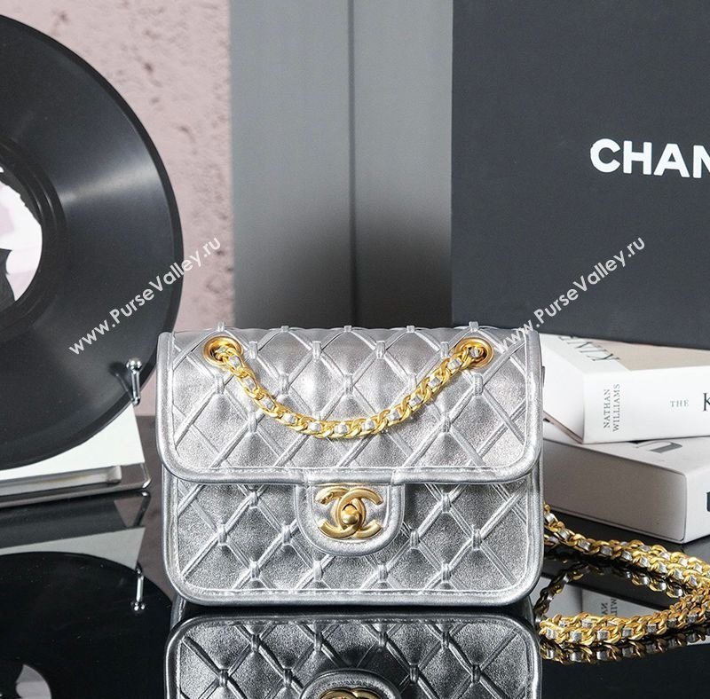 Chanel Metallized Braided Calfskin Mini Flap Bag AS4797 Silver 2025 (yezi-250526005)