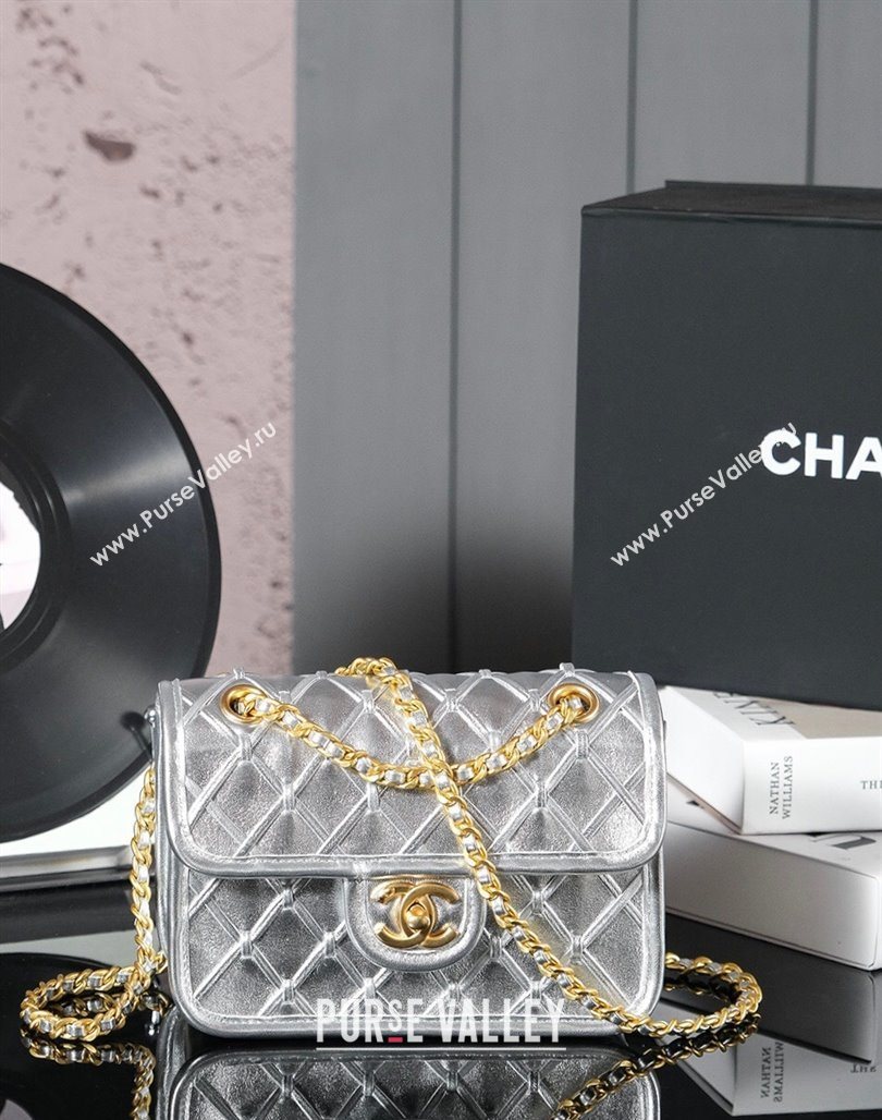 Chanel Metallized Braided Calfskin Mini Flap Bag AS4797 Silver 2025 (yezi-250526005)