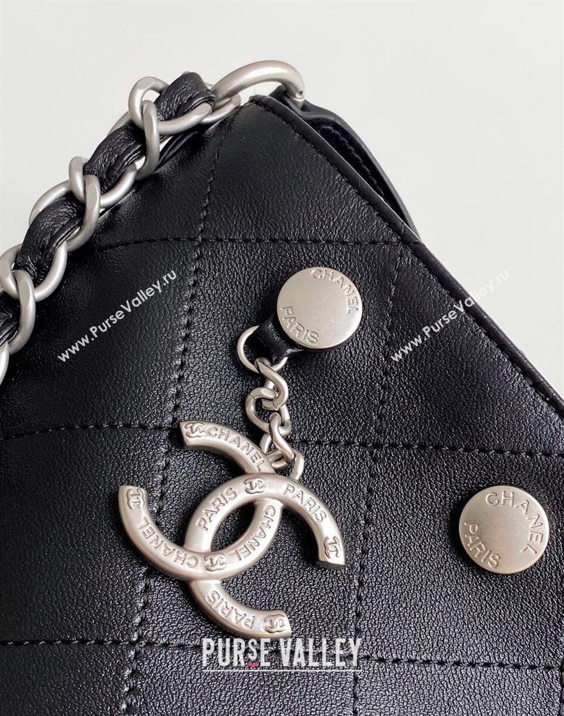 Chanel Large Bucket Bag in Shiny Lambskin AS5406 Black/Silver 2025 (yezi-250526093)