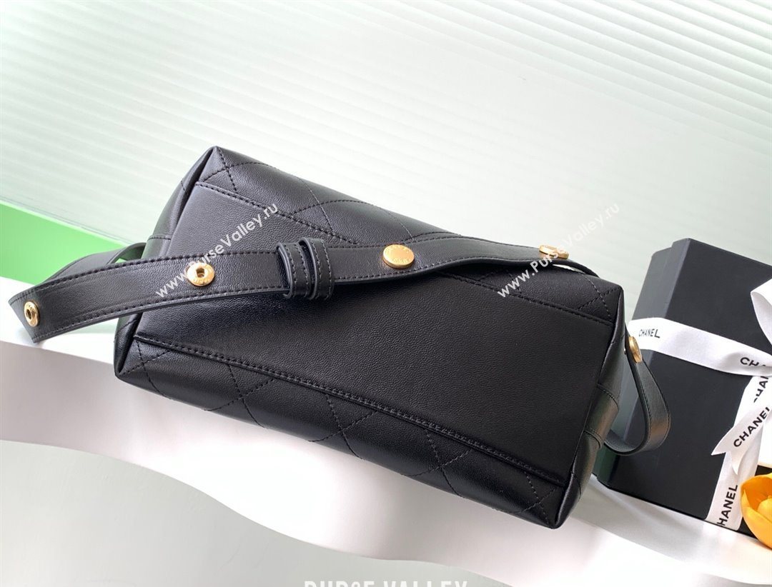 Chanel Large Bucket Bag in Shiny Lambskin AS5406 Black/Gold 2025 (yezi-250526092)
