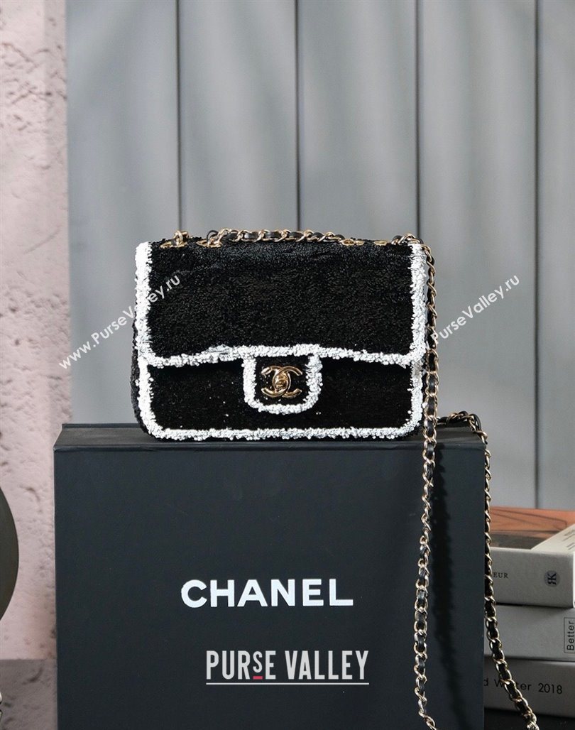 Chanel Sequins Mini Classic Flap Bag Black 2025 A69900 0526 (yezi-250526084)