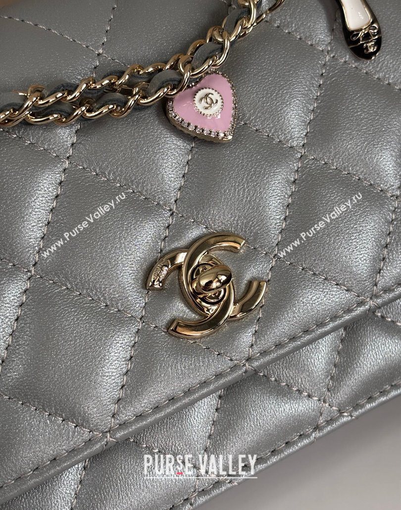 Chanel Pearly Lambskin on Chain with Logo Charm Grey 2025 AP4537 (yezi-250526027)