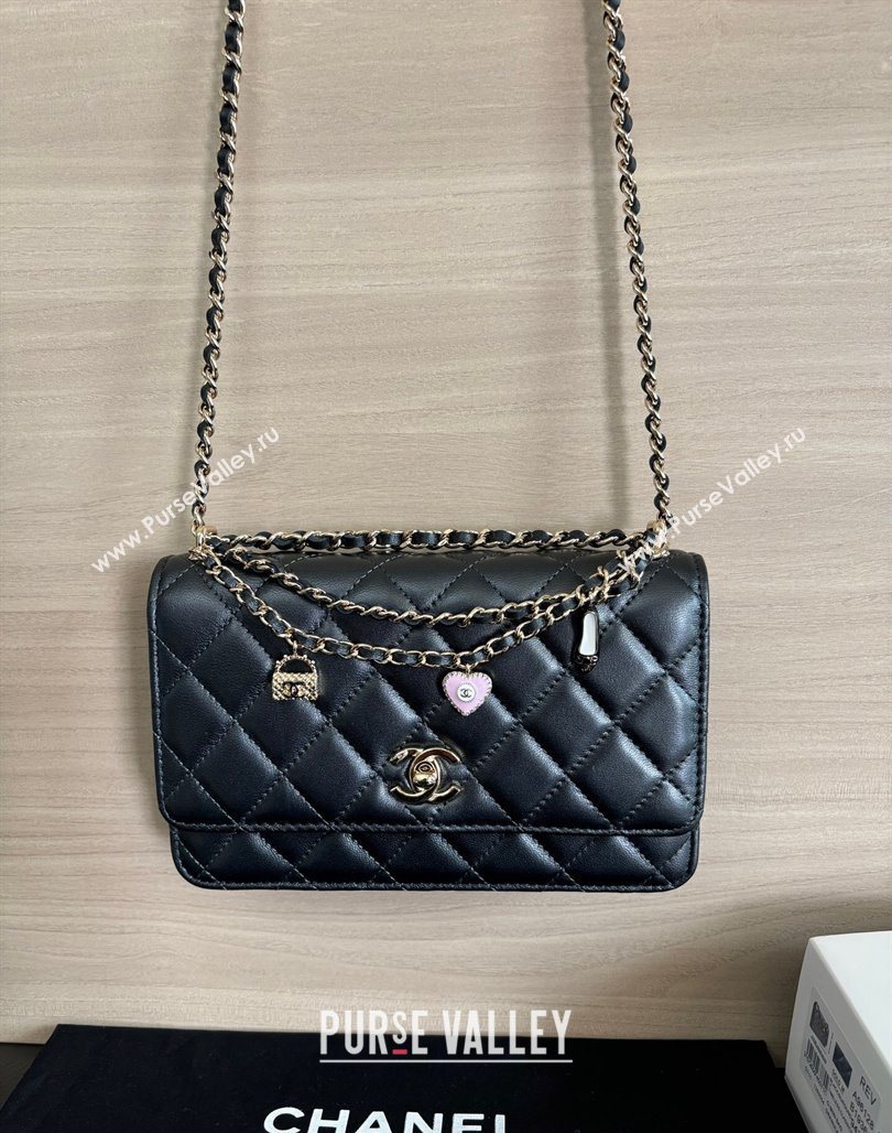 Chanel Pearly Lambskin on Chain with Logo Charm Black 2025 AP4537 (yezi-250526030)